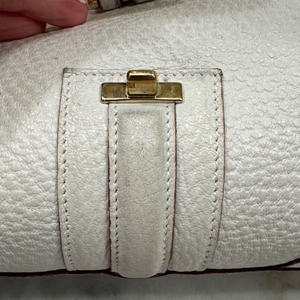 Gucci Junco White Calfskin Leather Vintage Shoulder Bag Authentic - Picture 10 of 16